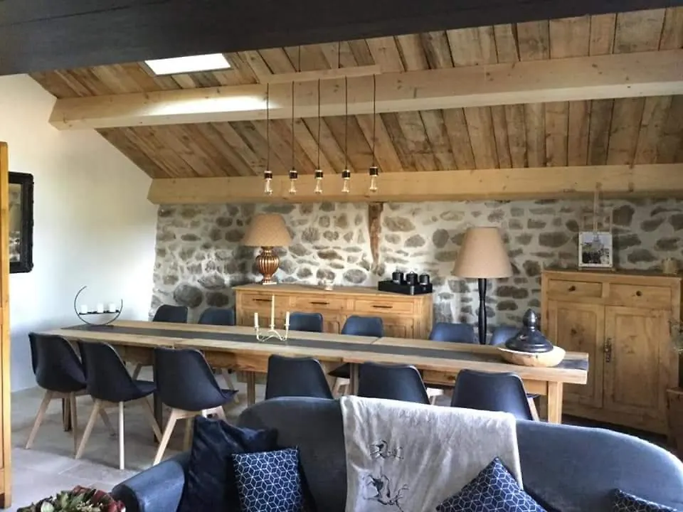 ferme avec jacuzzi et sauna Lanarce France